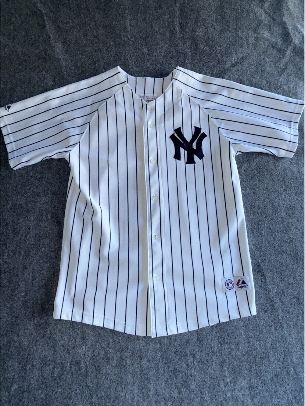 Vintage Majestic Derek Jeter #2 NY Yankees Pinstripe Jersey Youth 14/16 MLB